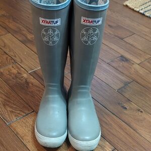 Women's Xtra Tuf Salmon Sister's Tall Fishing Boot Size 8